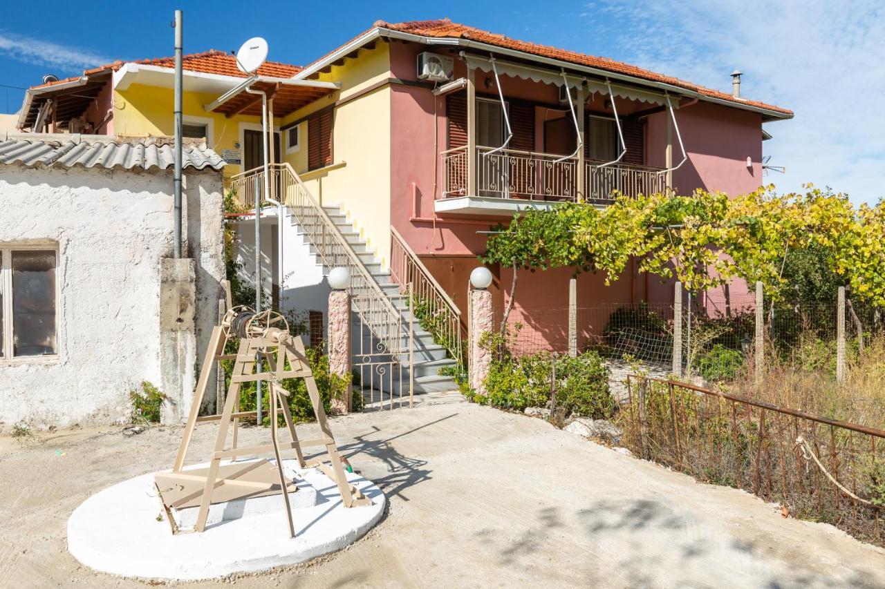Kalamítsi Eros Appartments מראה חיצוני תמונה