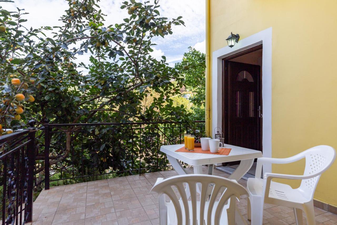 Kalamítsi Eros Appartments מראה חיצוני תמונה