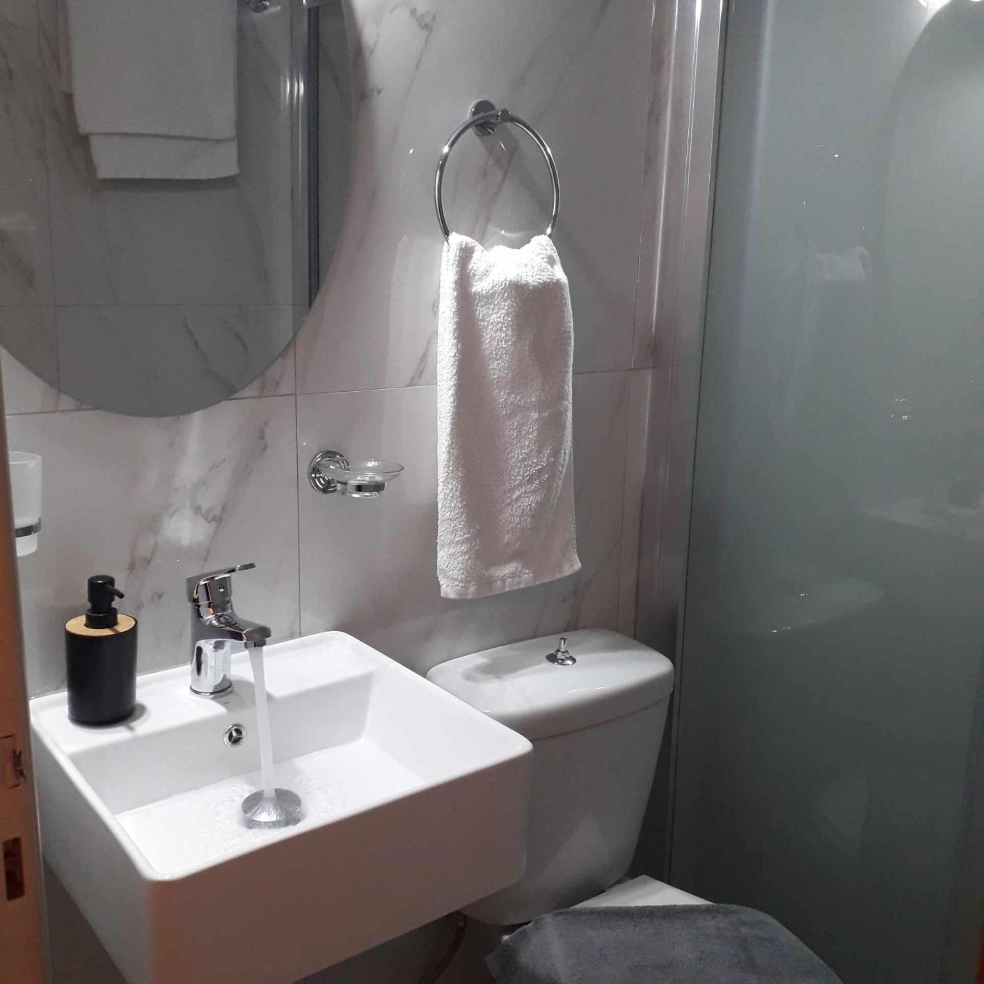 Kalamítsi Eros Appartments מראה חיצוני תמונה