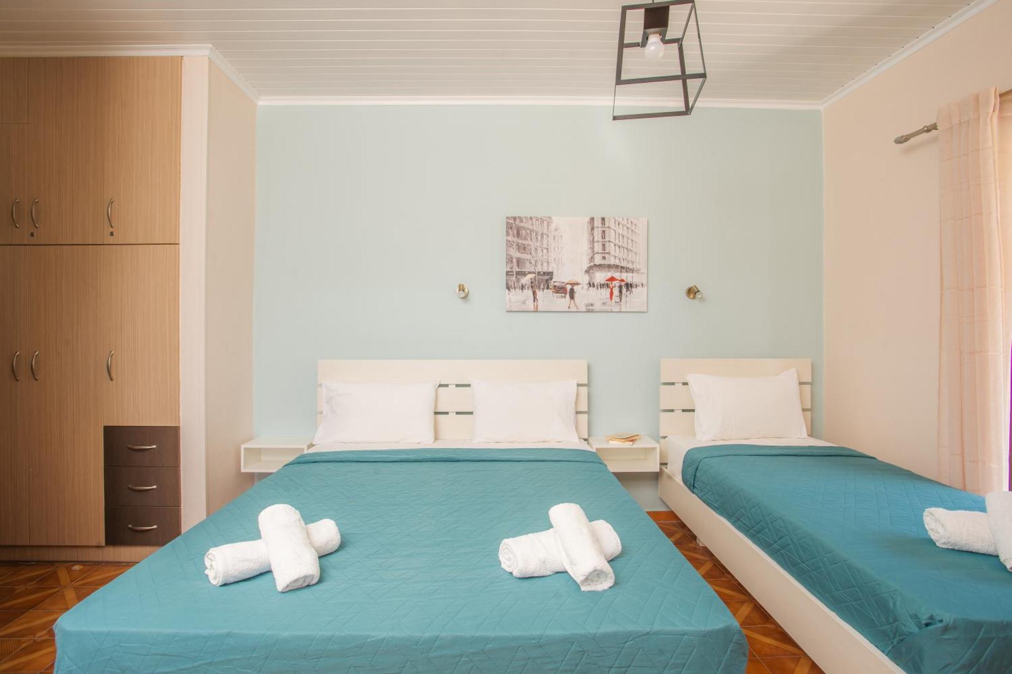 Kalamítsi Eros Appartments מראה חיצוני תמונה