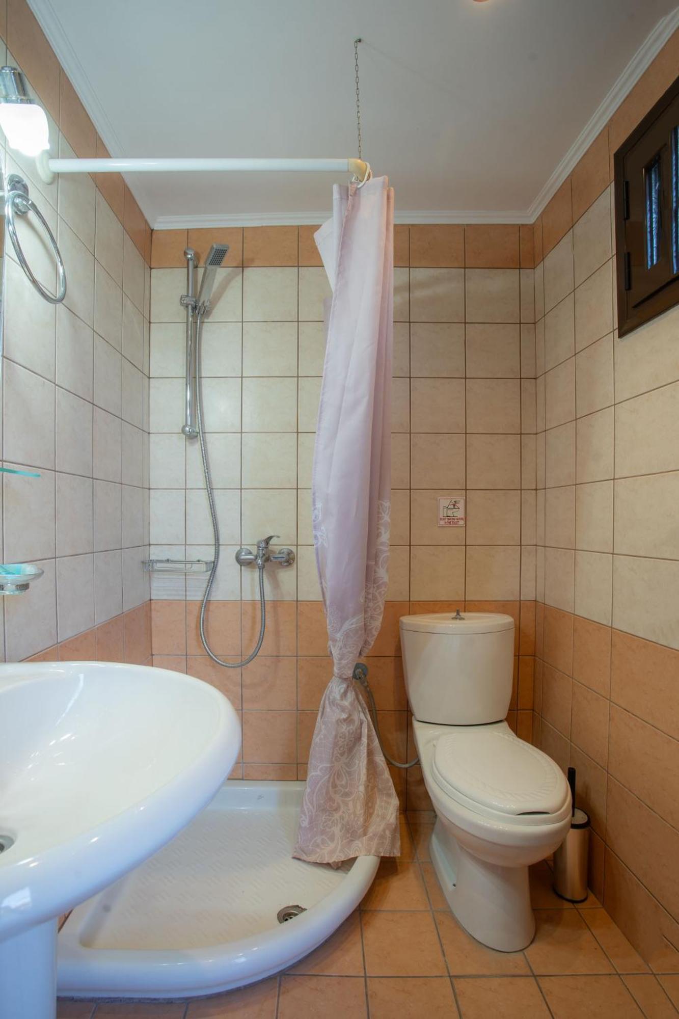 Kalamítsi Eros Appartments חדר תמונה